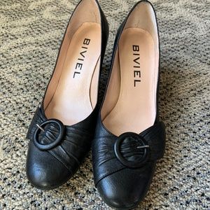 Biviel Black Leather Heels with Buckle Detail